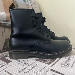 Doc Martens, original black, Size: Women 10